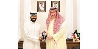 الشيخ فيصل الحمود مستقبلا يوسف العمران