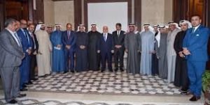 رئيس الوزراء العراقي حيدر العبادي مع الوفد الإعلامي الكويتي